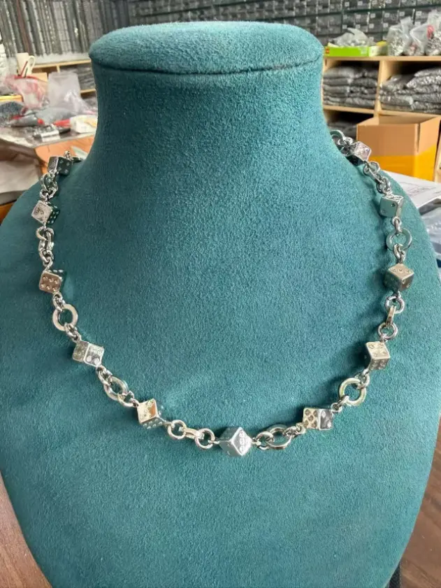 Every Original Jewelry Design Starts with a Zinc Alloy Casting