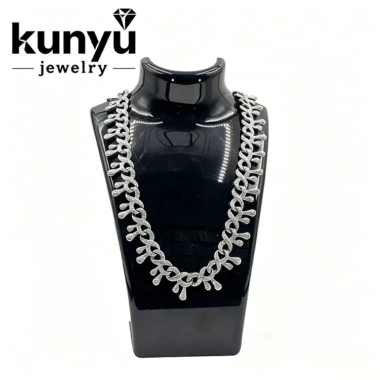 Diamond Look Cuban Necklace Diamond Look Cuban Necklace